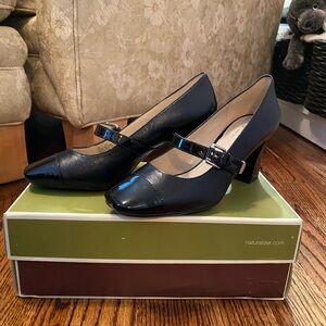Naturalizer Black leather Mary Jane
